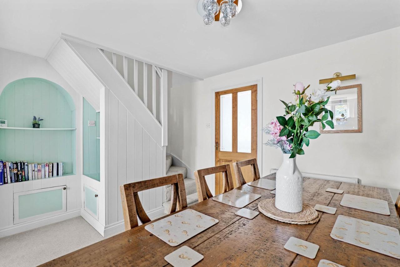 Wheelbarrow Cottage Bengeworth Exterior photo
